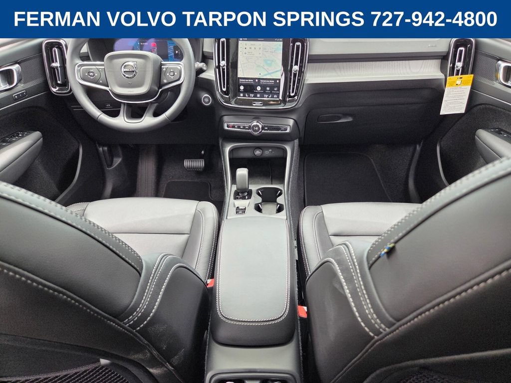 New 2026 Volvo XC40 B4 Core FWD image 16