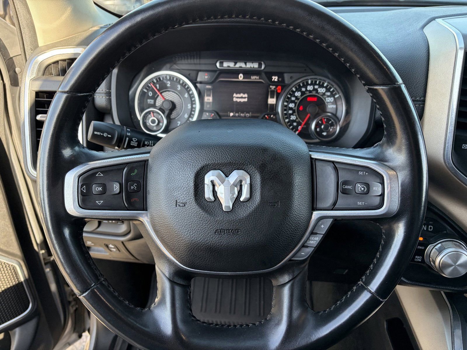 Used 2022 RAM 1500 Laramie AWD/4WD image 26
