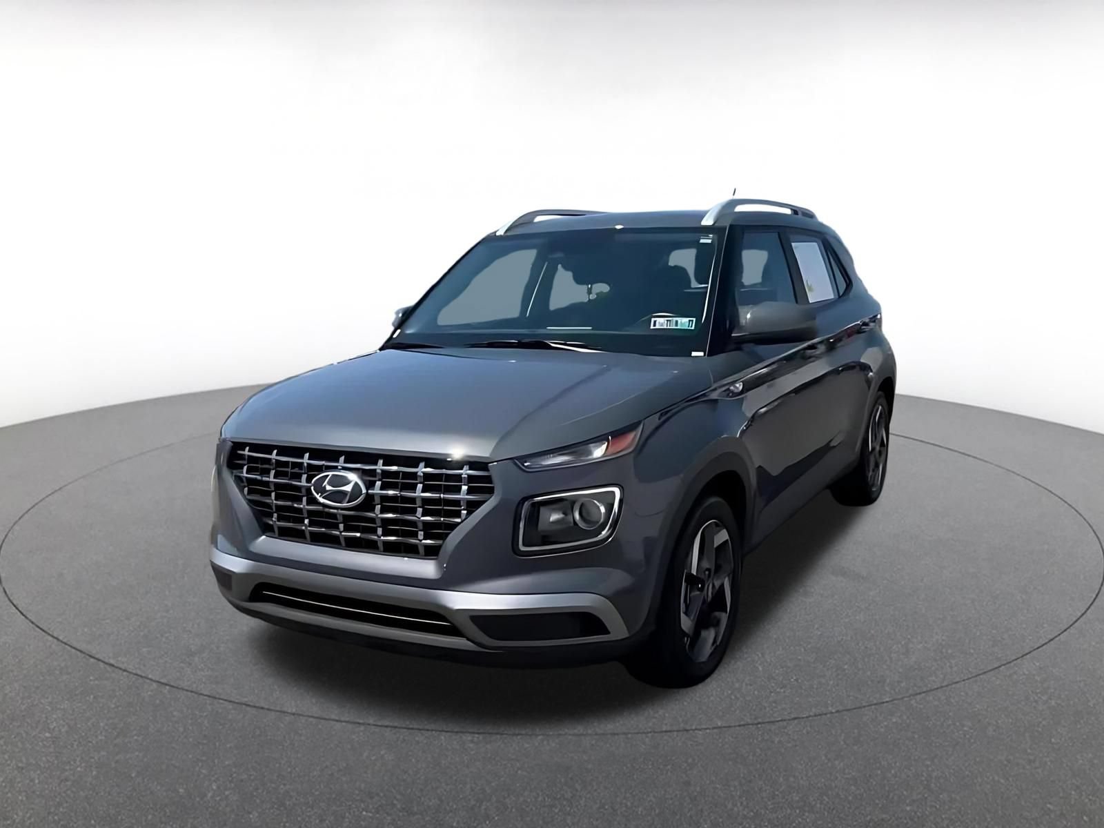 Used 2026 Hyundai Venue SEL FWD image 6