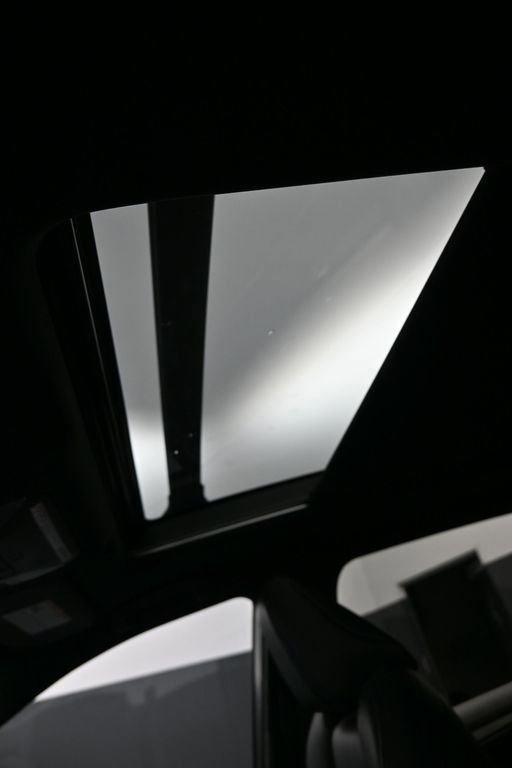 Certified 2022 Toyota RAV4 XSE AWD/4WD image 18