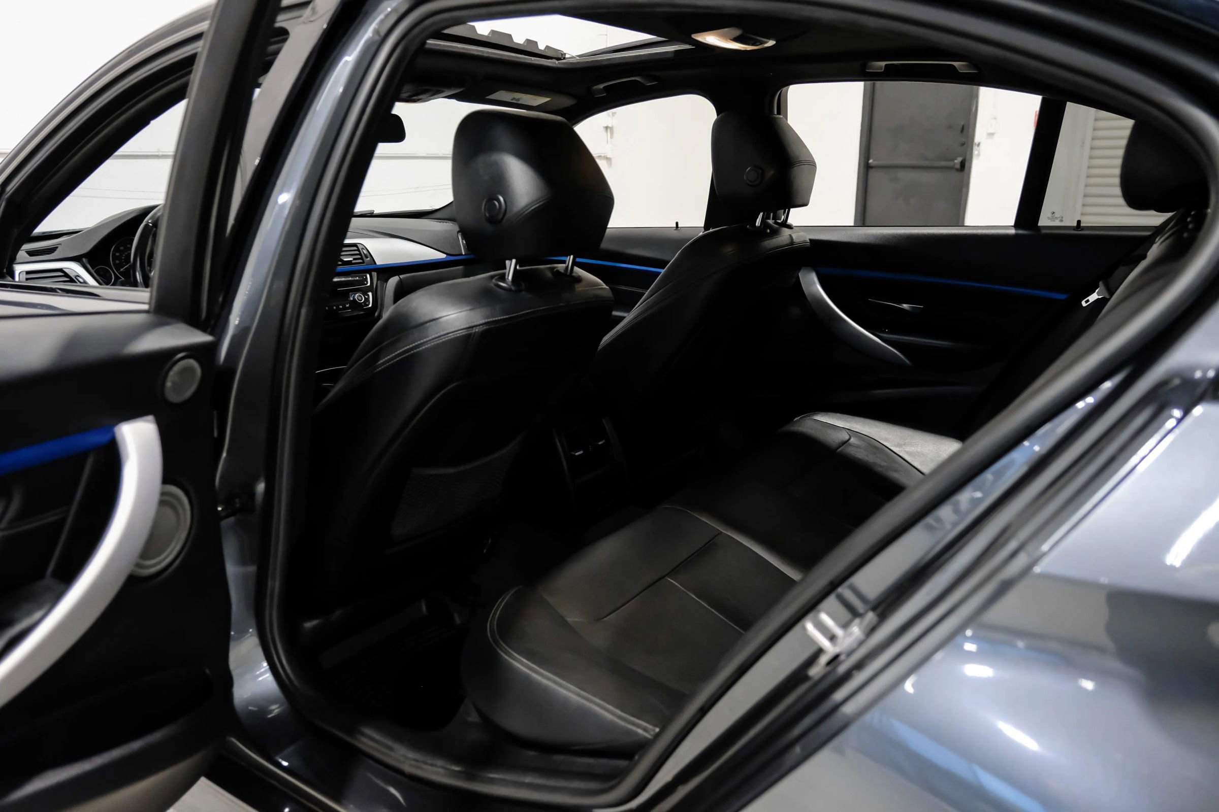 Used 2018 BMW 340i Sedan RWD image 37