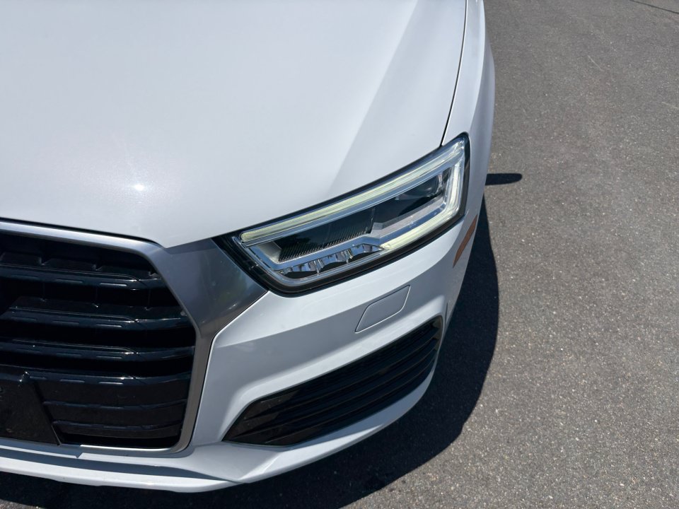 Used 2018 Audi Q3 2.0T Premium Plus w/ Premium Plus Package AWD/4WD image 26