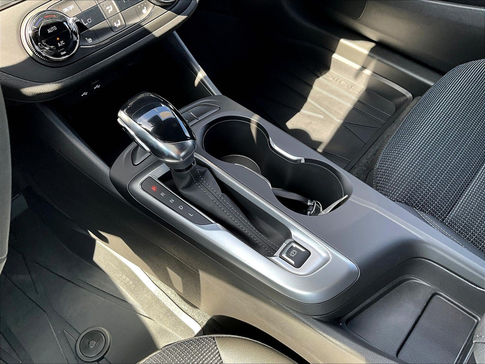 New 2026 Buick Envista Preferred w/ Convenience I Package FWD image 12
