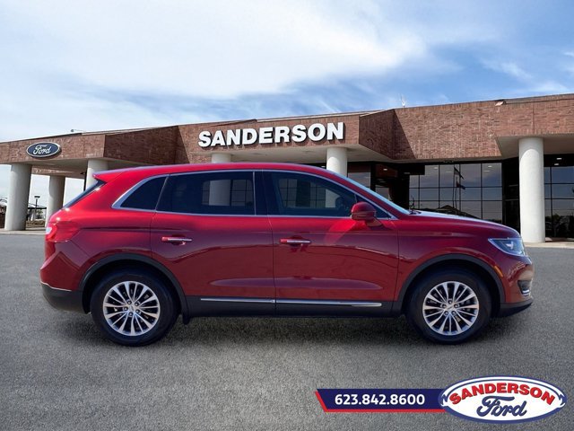 Used 2016 Lincoln MKX Select w/ Select Plus Package FWD image 2