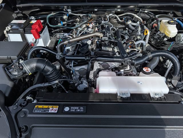 Certified 2026 Toyota 4Runner SR5 AWD/4WD image 34