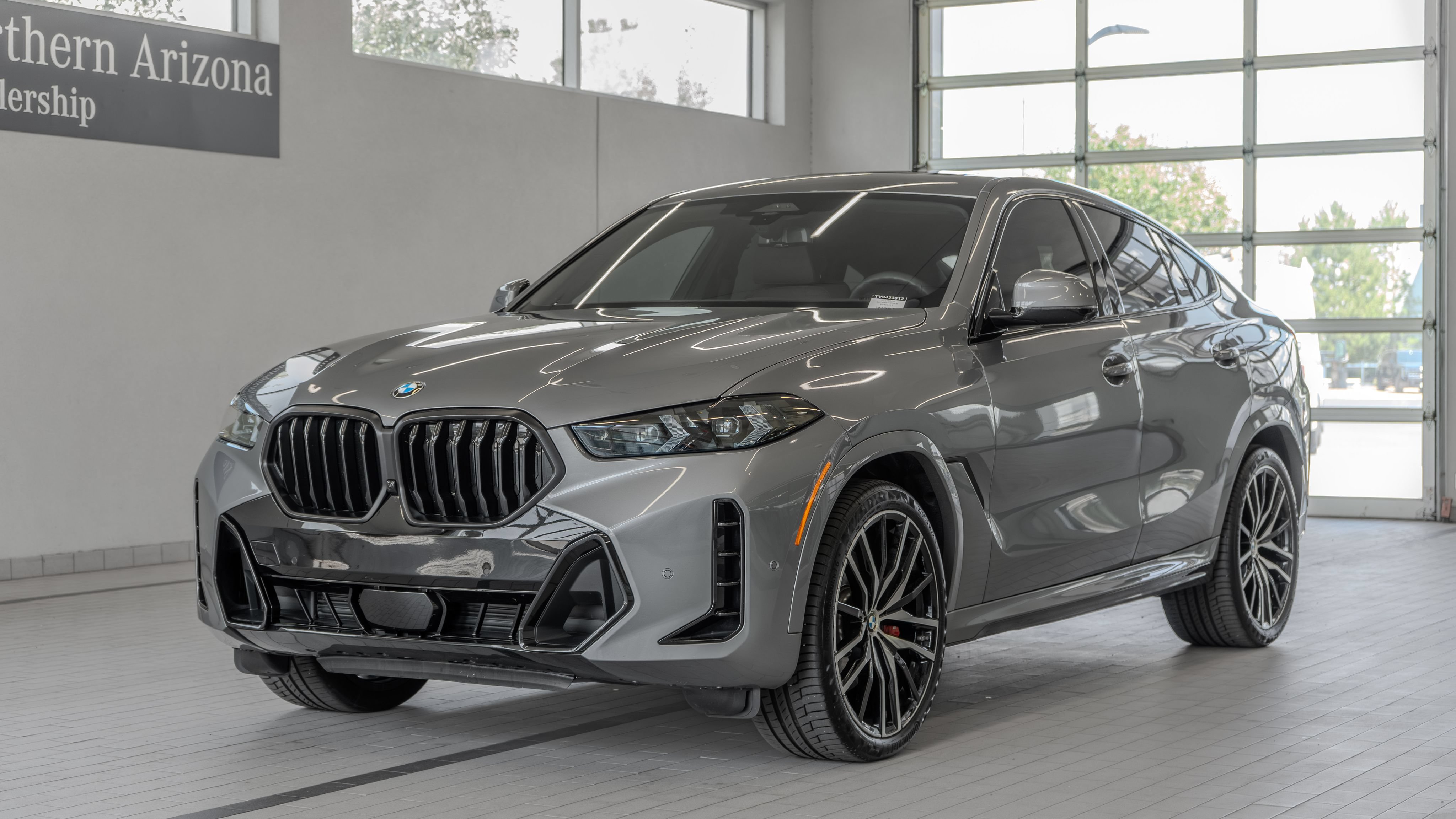 Used 2027 BMW X6 xDrive40i w/ Climate Comfort Package AWD/4WD image 25