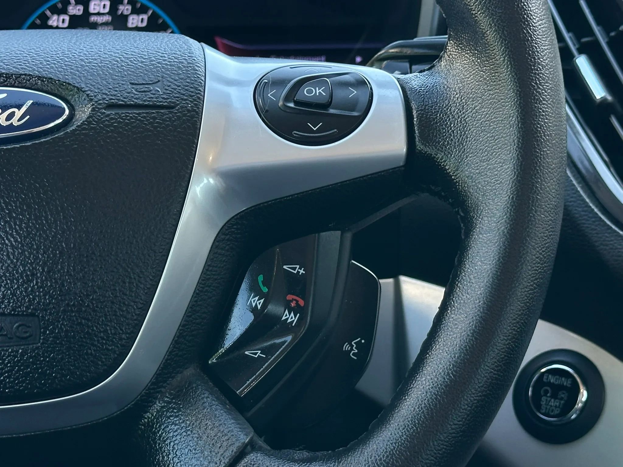 Used 2013 Ford C-MAX SEL FWD image 31
