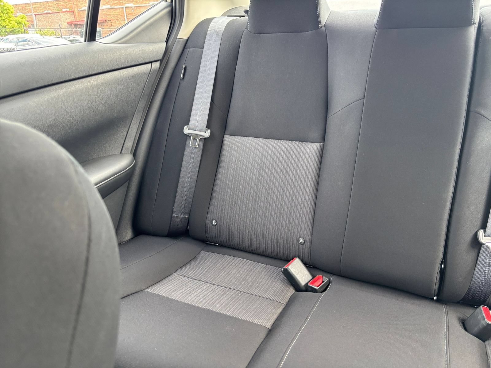 Used 2025 Nissan Sentra SV FWD image 36
