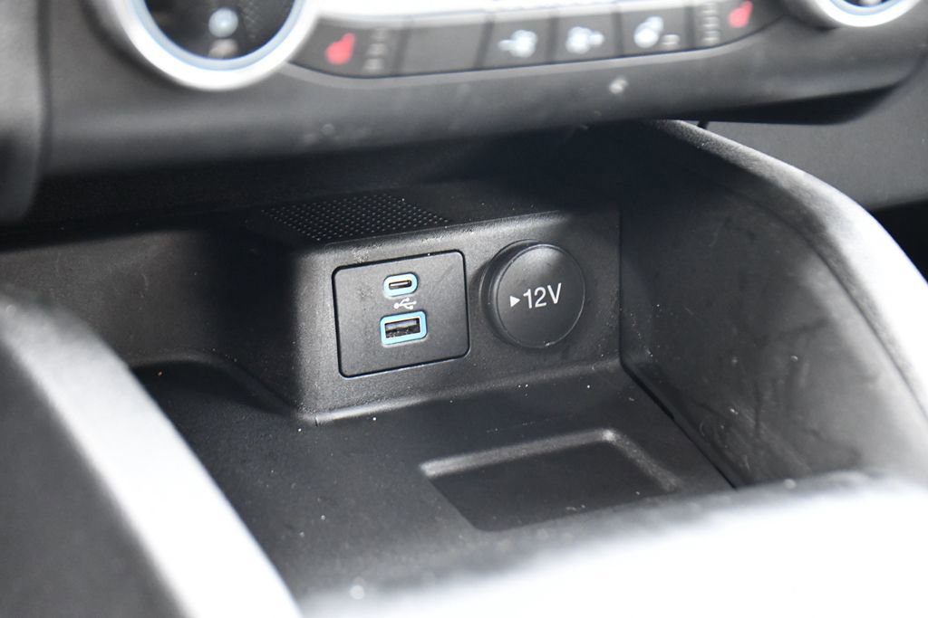 Used 2023 Ford Escape Active image 31