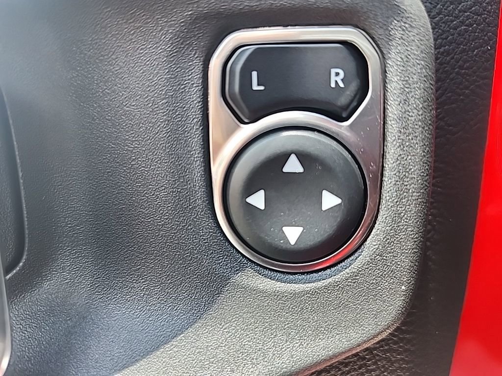 New 2025 Jeep Wrangler Sahara image 25