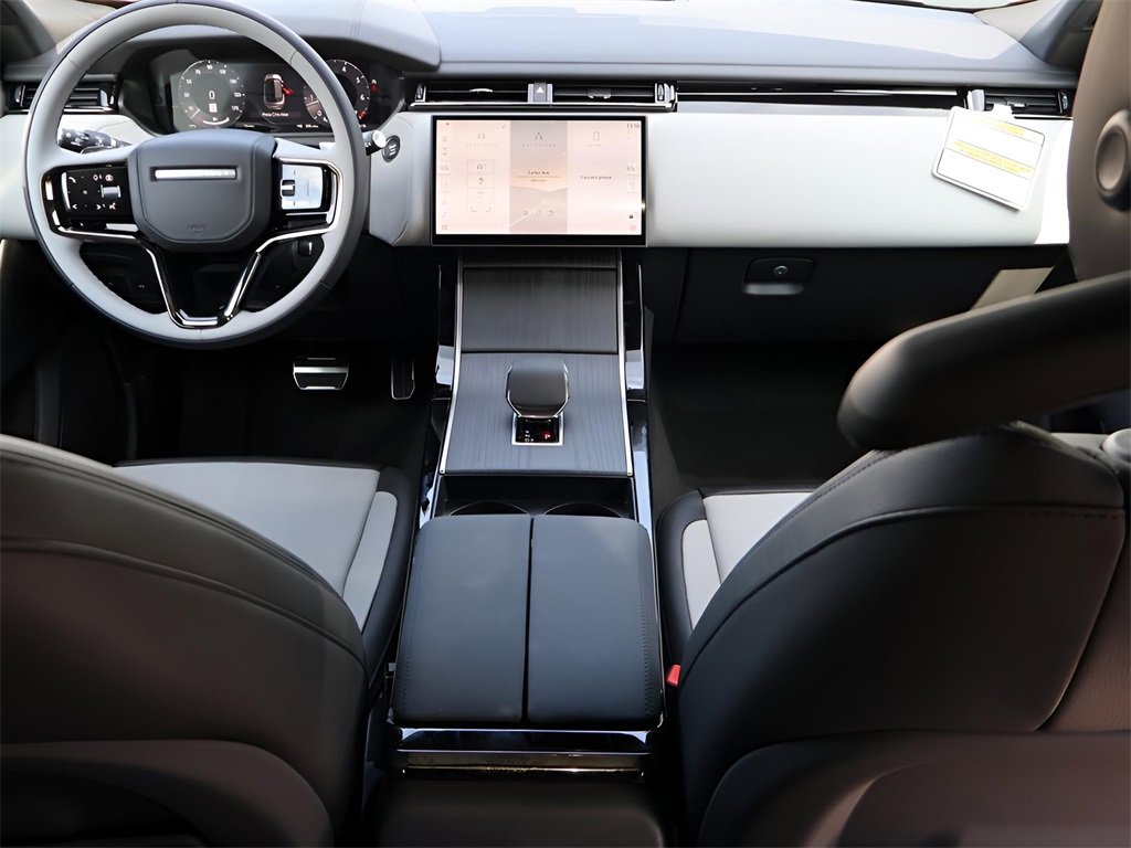 New 2026 Land Rover Range Rover Velar Dynamic SE image 15