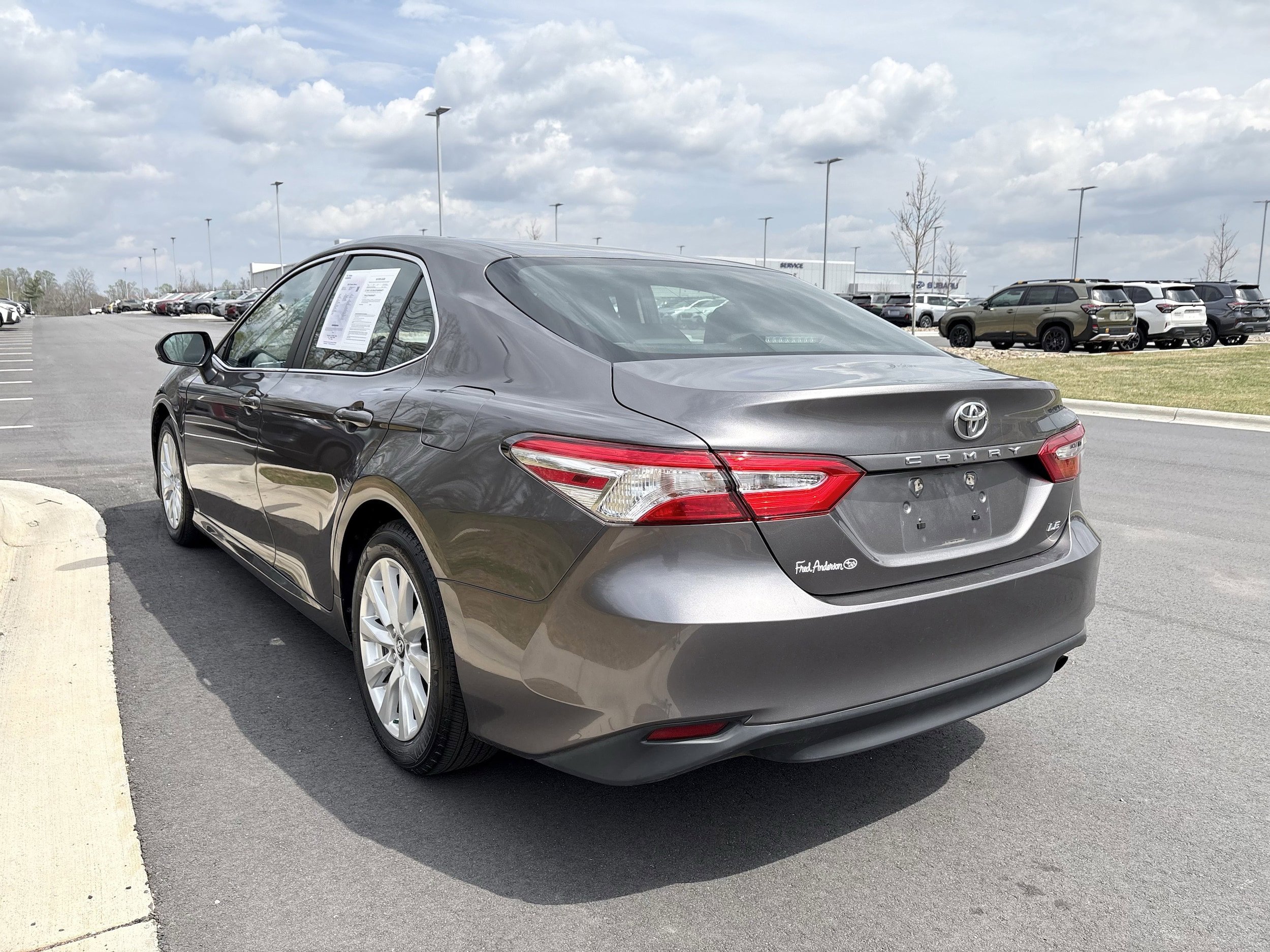 Used 2018 Toyota Camry LE FWD image 6