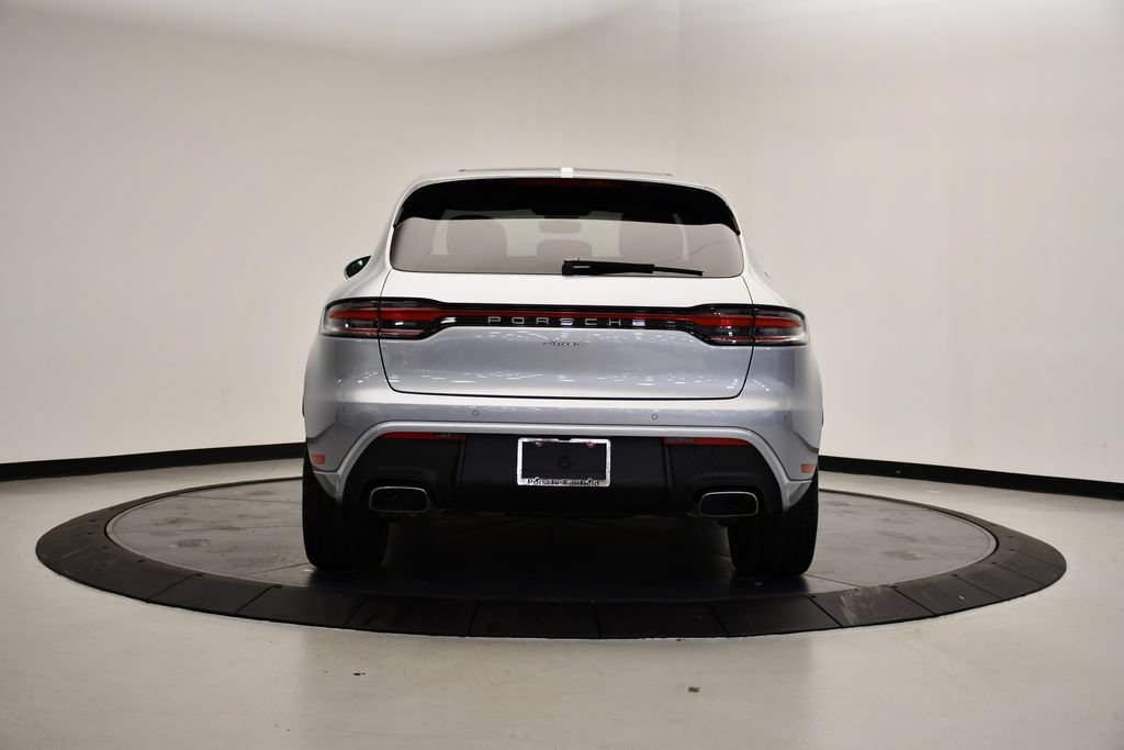 Certified 2026 Porsche Macan AWD/4WD image 6