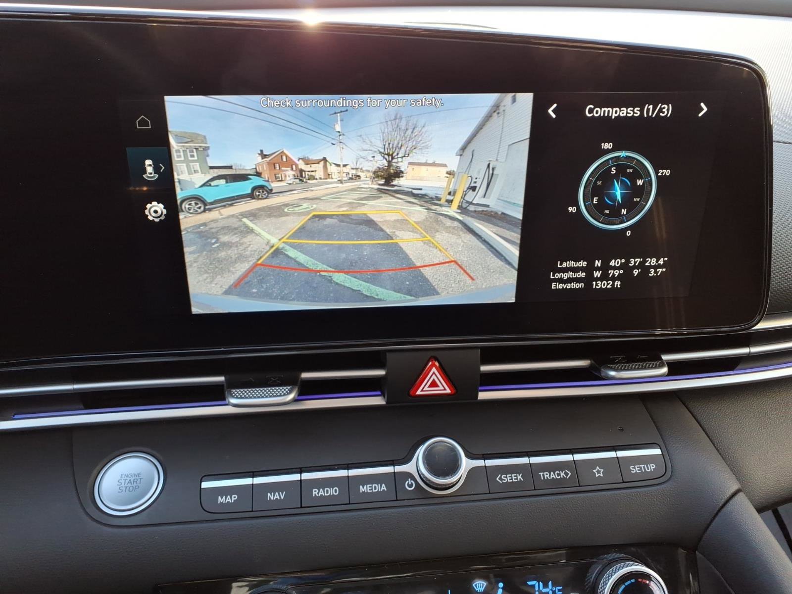 Used 2024 Hyundai Elantra SEL image 29