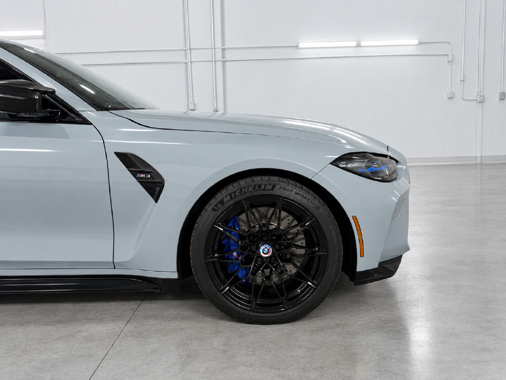 Used 2022 BMW M3 w/ Executive Package RWD image 5