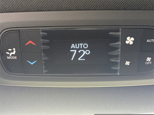 New 2025 Chrysler Voyager LX image 19