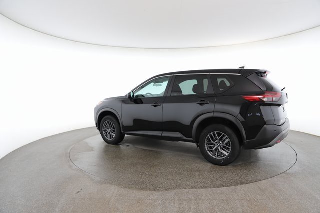 Used 2023 Nissan Rogue S image 9