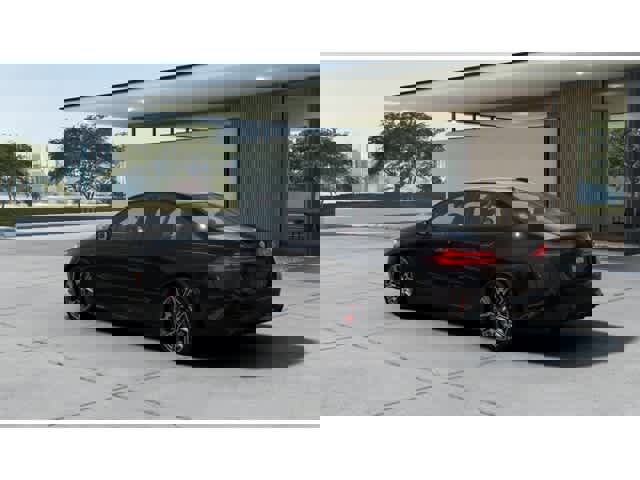 New 2026 BMW 550e xDrive image 2