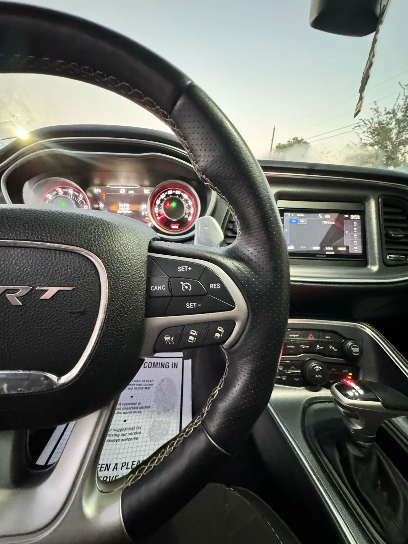 Used 2015 Dodge Challenger SRT w/ Technology Group image 15