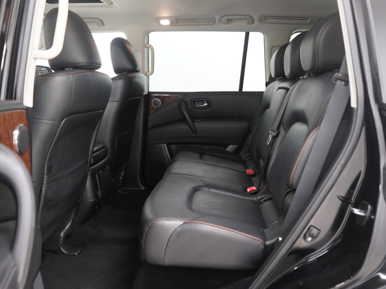 Used 2020 Nissan Armada SL w/ Premium Package image 22