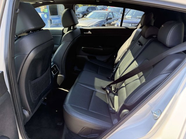 Used 2020 Kia Sportage S w/ S Sunroof Package AWD/4WD image 12