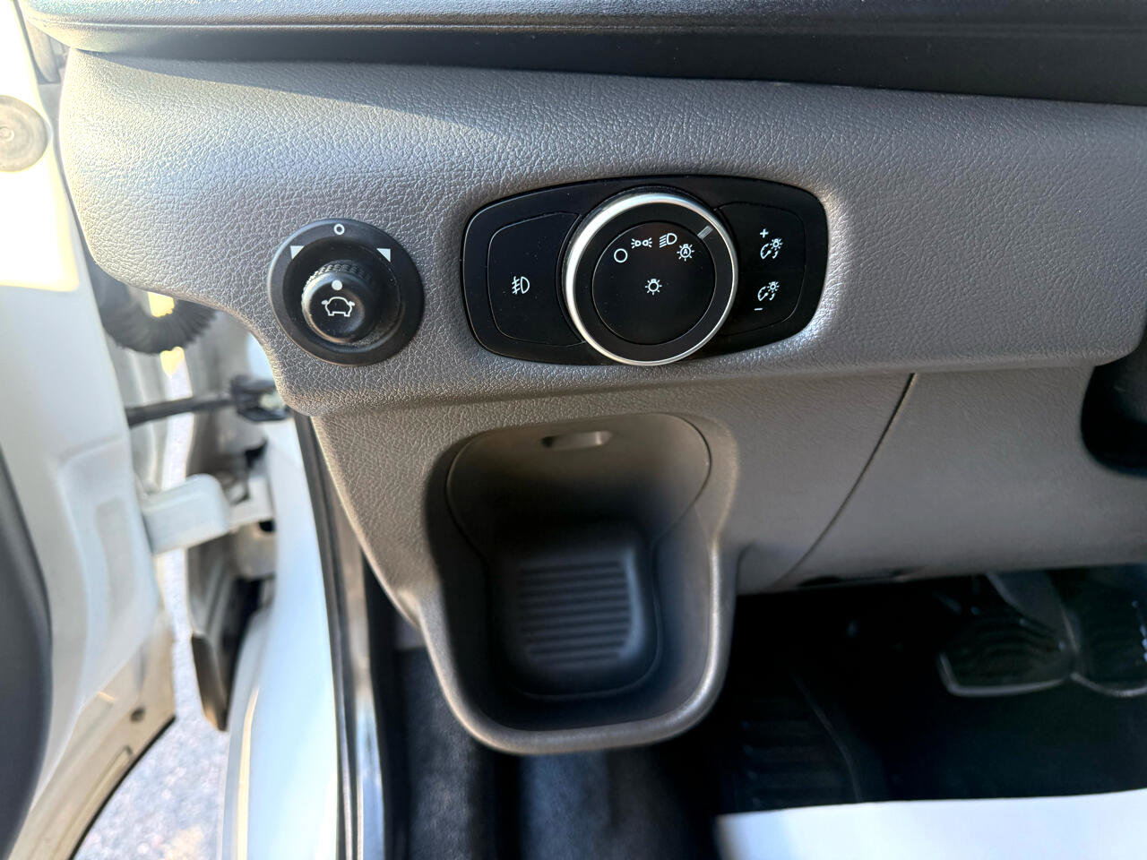 Used 2020 Ford Transit 350 XLT image 13