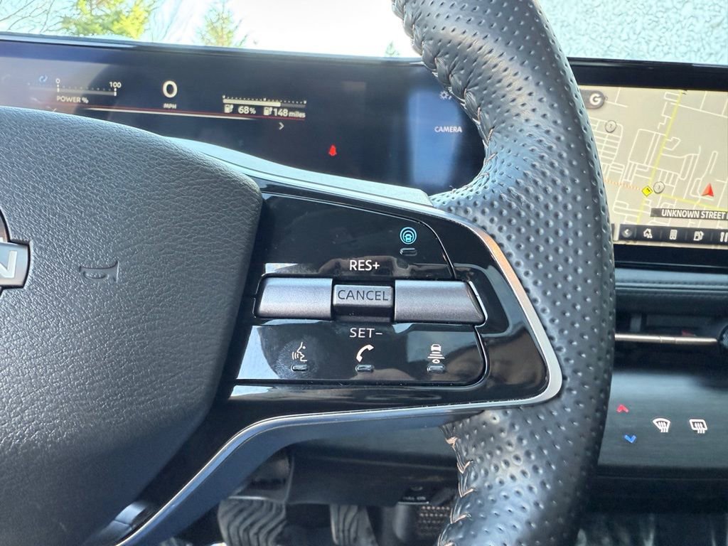 Used 2023 Nissan Ariya FWD image 32