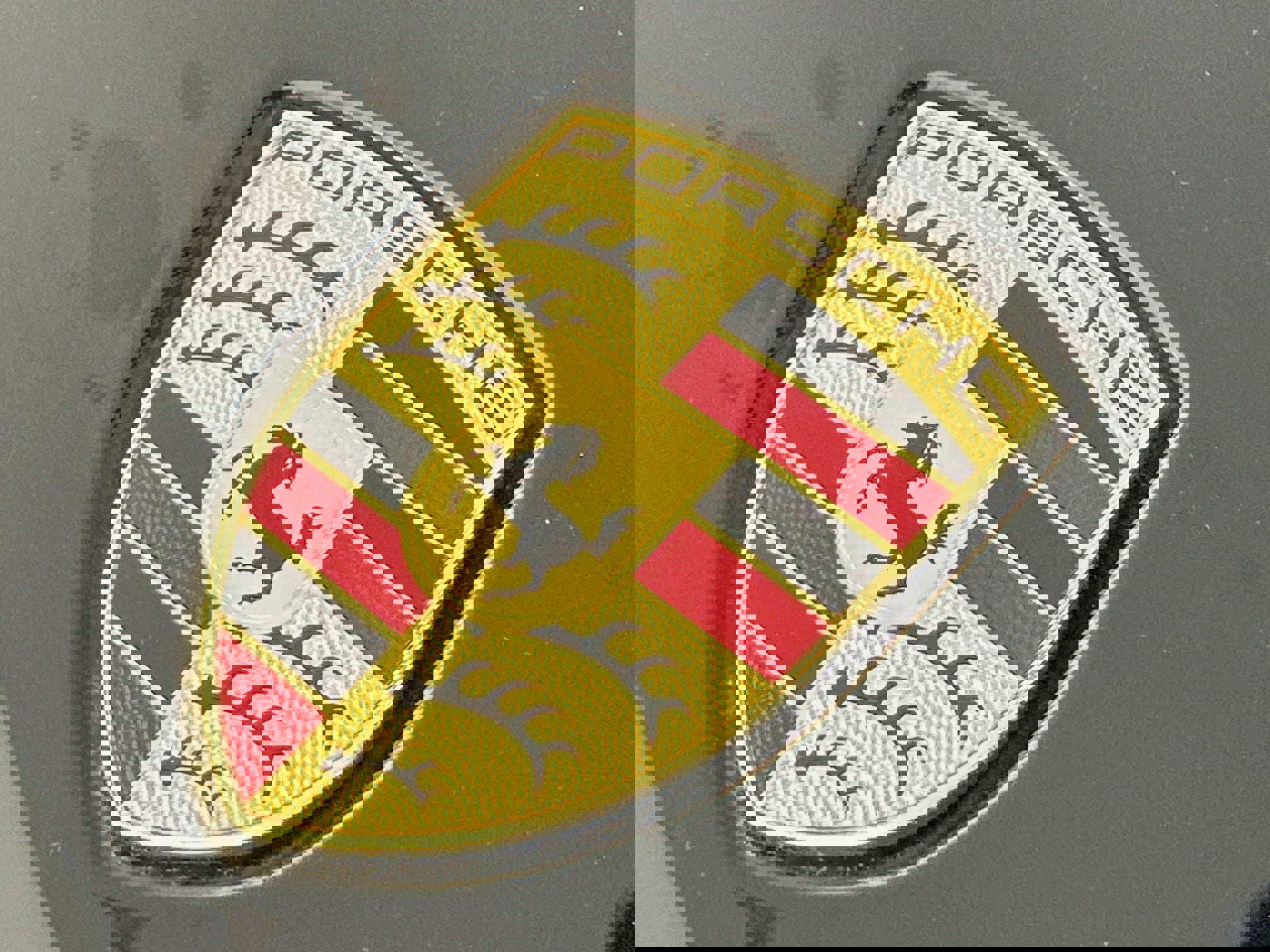 Used 2020 Porsche Taycan 4S image 33