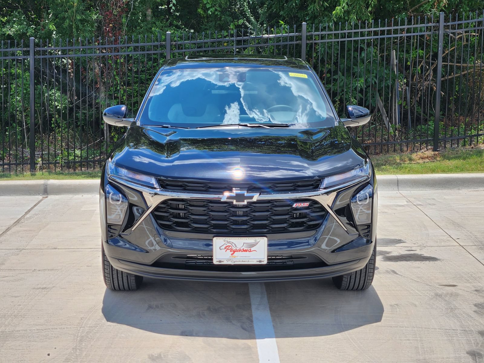 New 2026 Chevrolet Trax RS w/ Sunroof Package FWD image 6