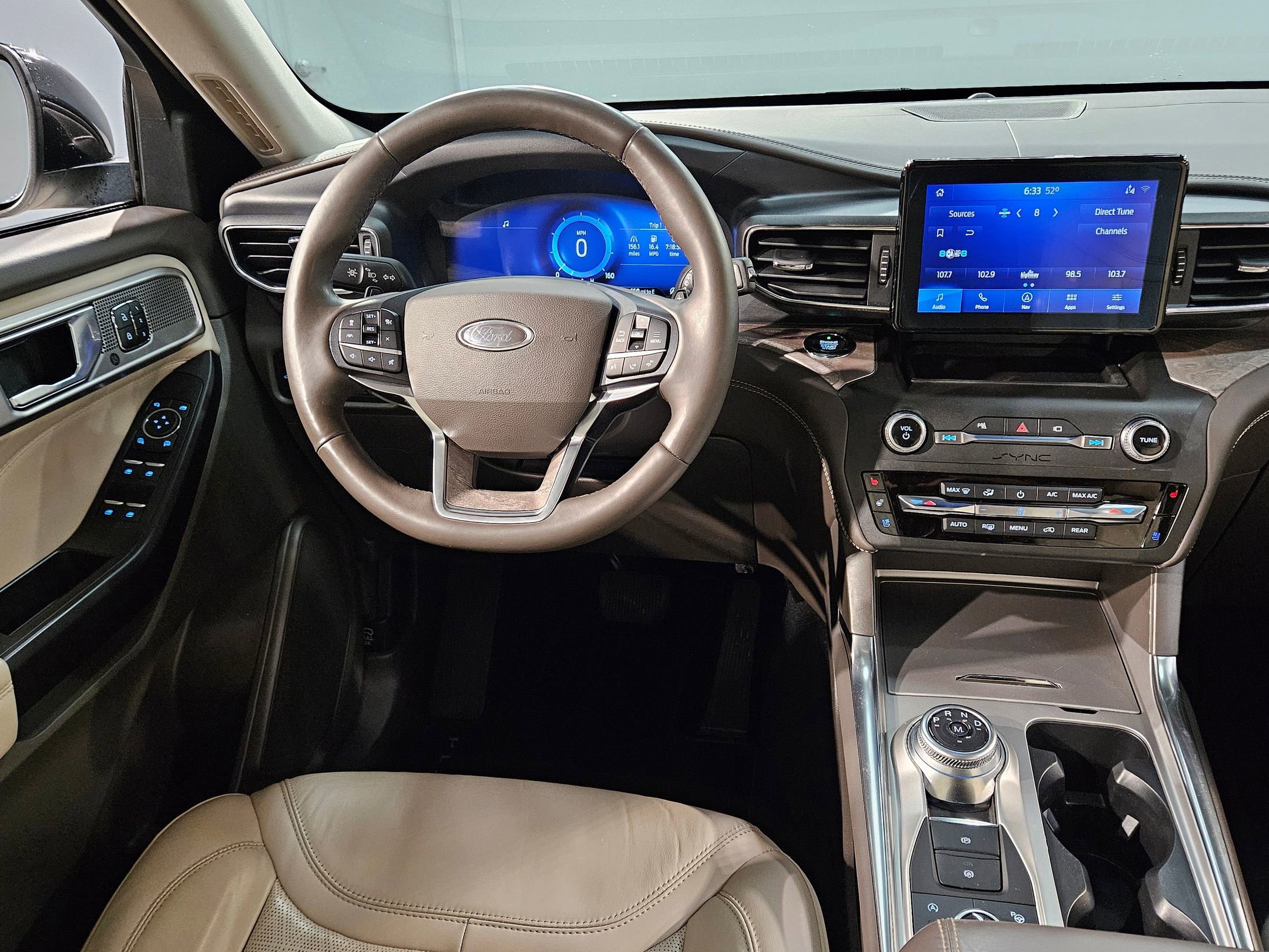 Used 2020 Ford Explorer Platinum image 9