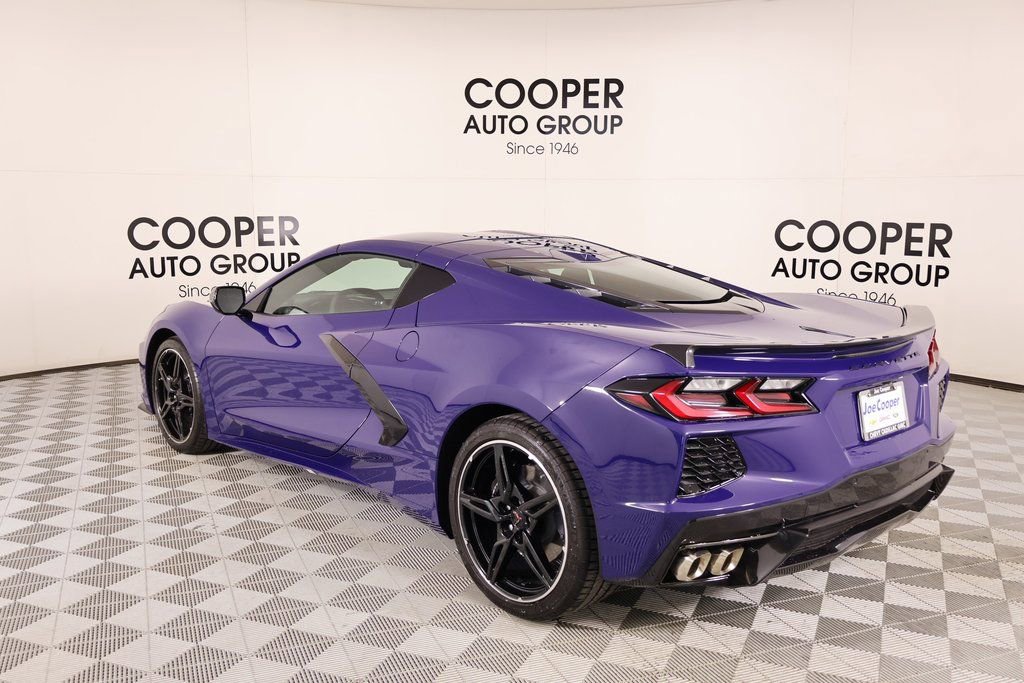 Used 2025 Chevrolet Corvette Stingray Coupe w/ 1LT image 21