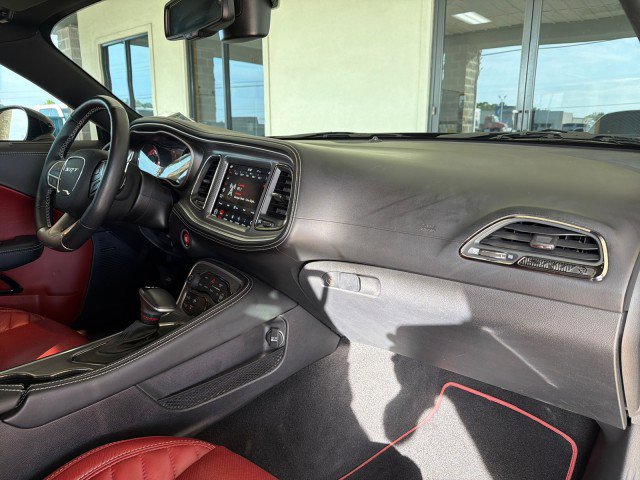 Used 2022 Dodge Challenger SRT Hellcat w/ Plus Package RWD image 29