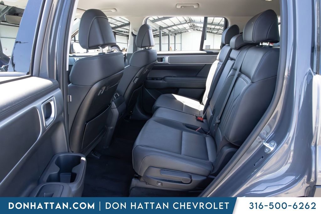 Used 2025 Hyundai Santa Fe SEL FWD image 19