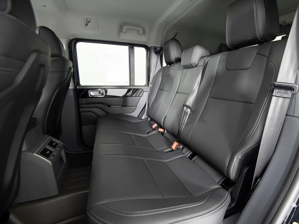 New 2025 INEOS Grenadier Fieldmaster Edition AWD/4WD image 28