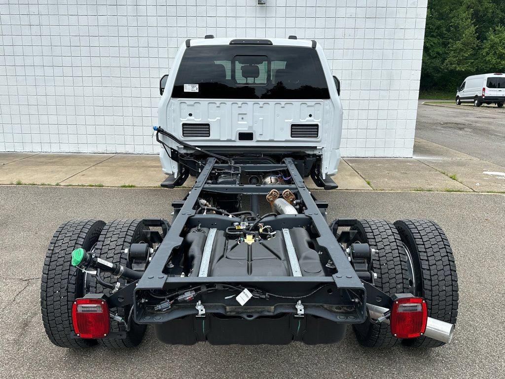 New 2026 Ford F550 4x4 Crew Cab Super Duty image 29