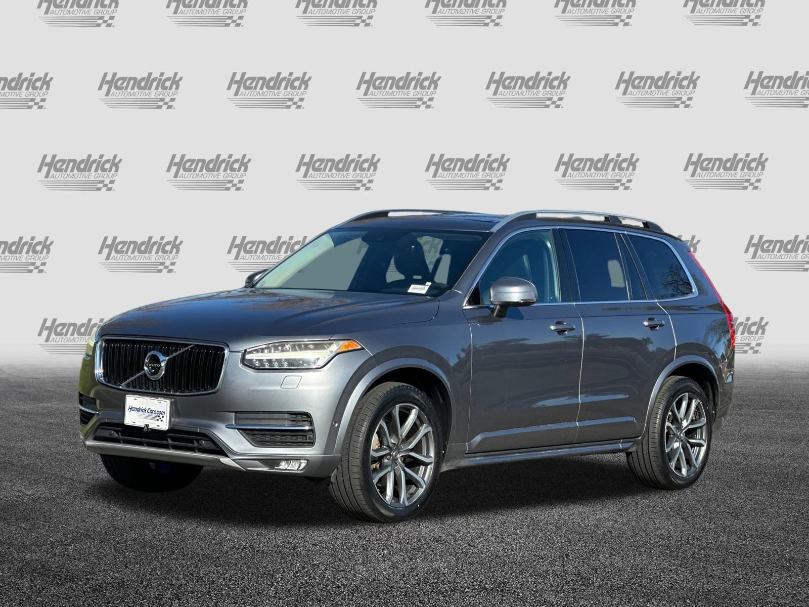 Used 2016 Volvo XC90 T6 Momentum w/ Momentum Plus Package image 9