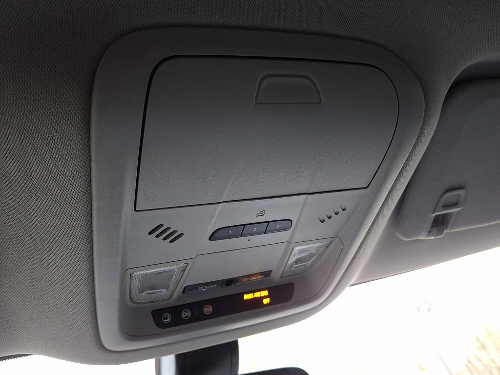 Used 2019 Buick Enclave Essence FWD image 29
