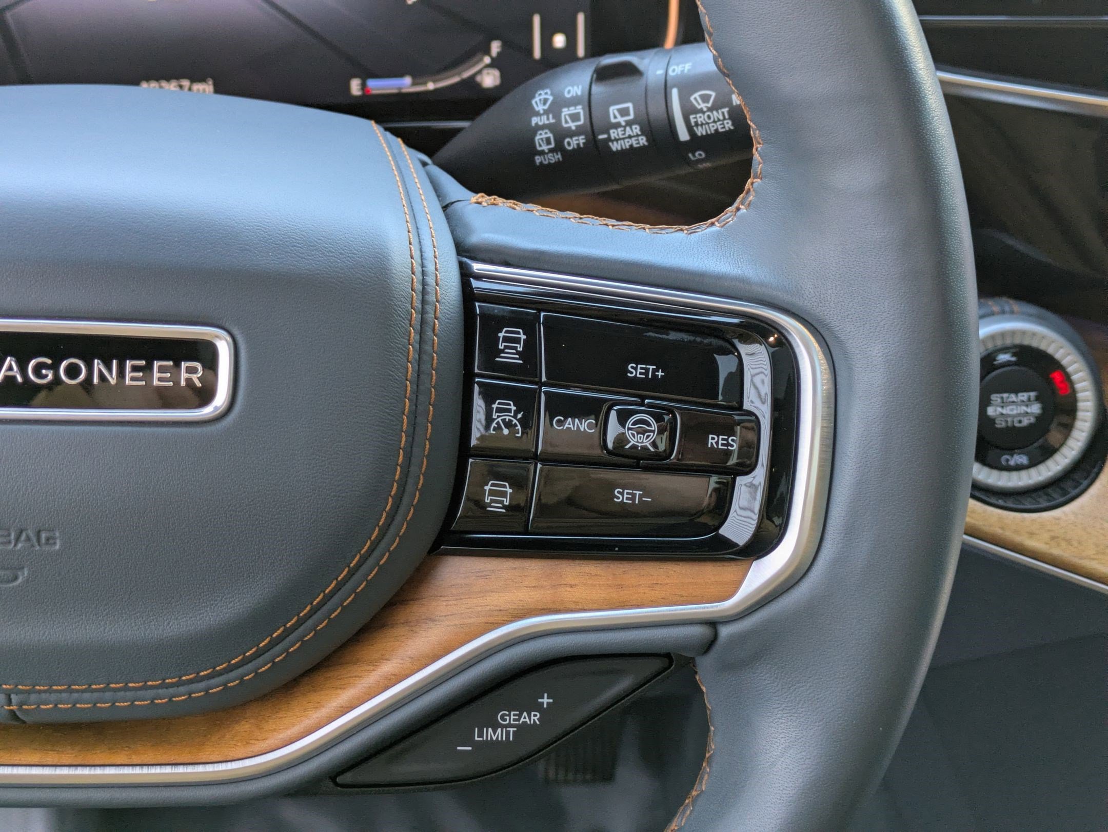 Used 2022 Jeep Grand Wagoneer Series II w/ Convenience Group III image 19