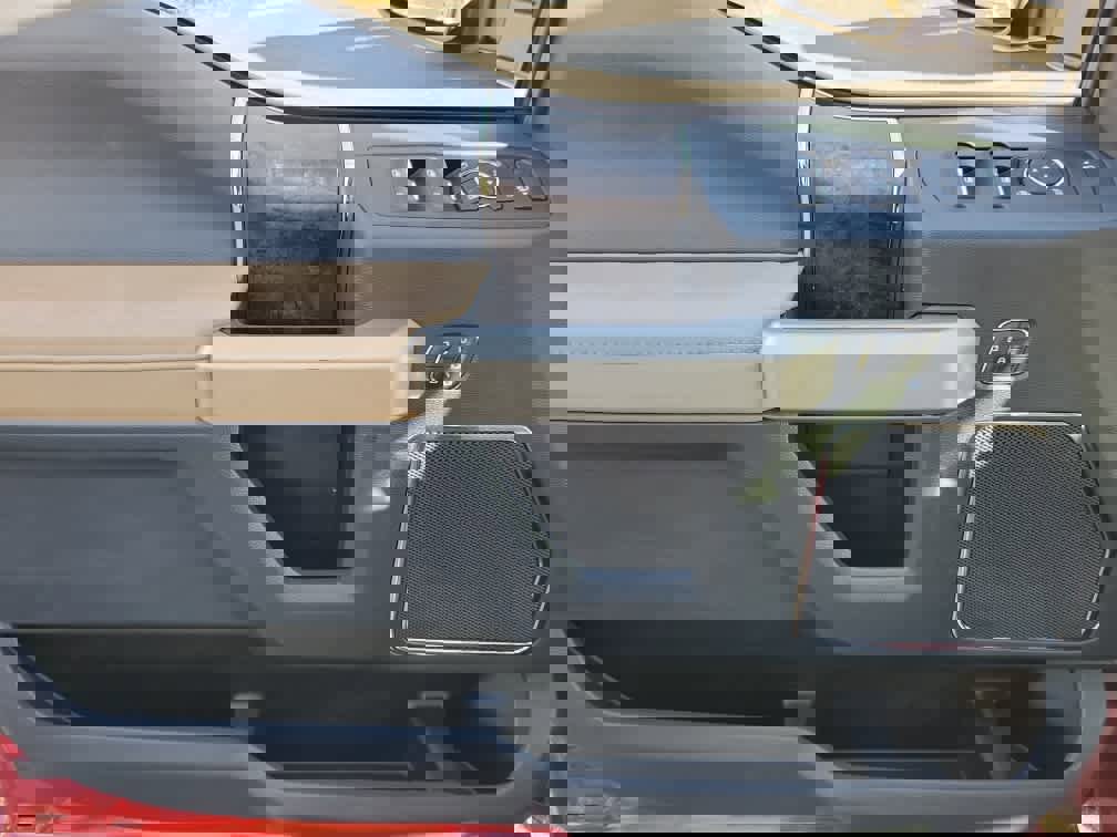 Used 2022 Ford F250 Lariat w/ Chrome Package image 20