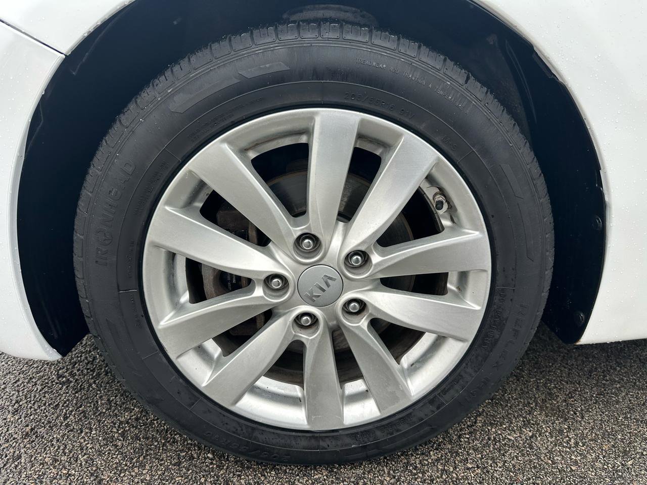 Used 2014 Kia Forte LX w/ Popular Package FWD image 14