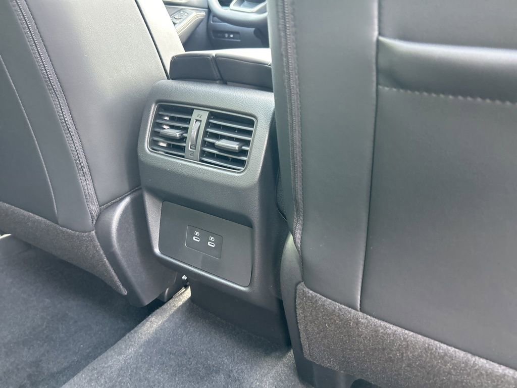 Used 2026 Nissan Rogue SV FWD image 48
