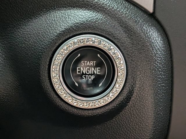 Used 2024 Chevrolet Silverado 1500 Custom AWD/4WD image 25