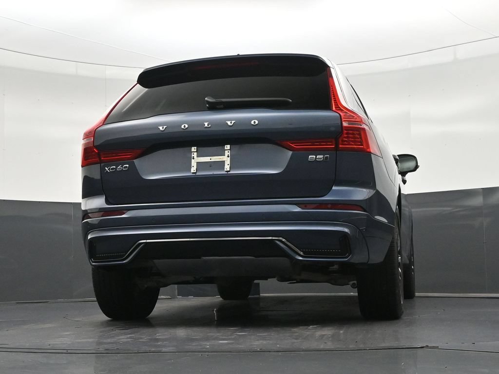 Certified 2024 Volvo XC60 B5 Core AWD/4WD image 29