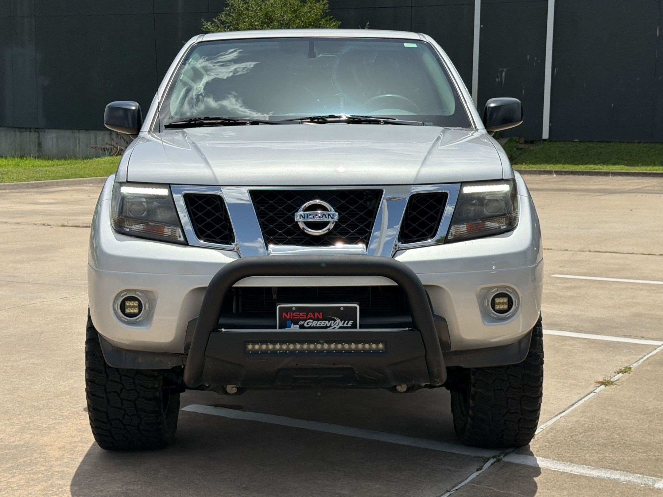 Used 2020 Nissan Frontier SV RWD image 6