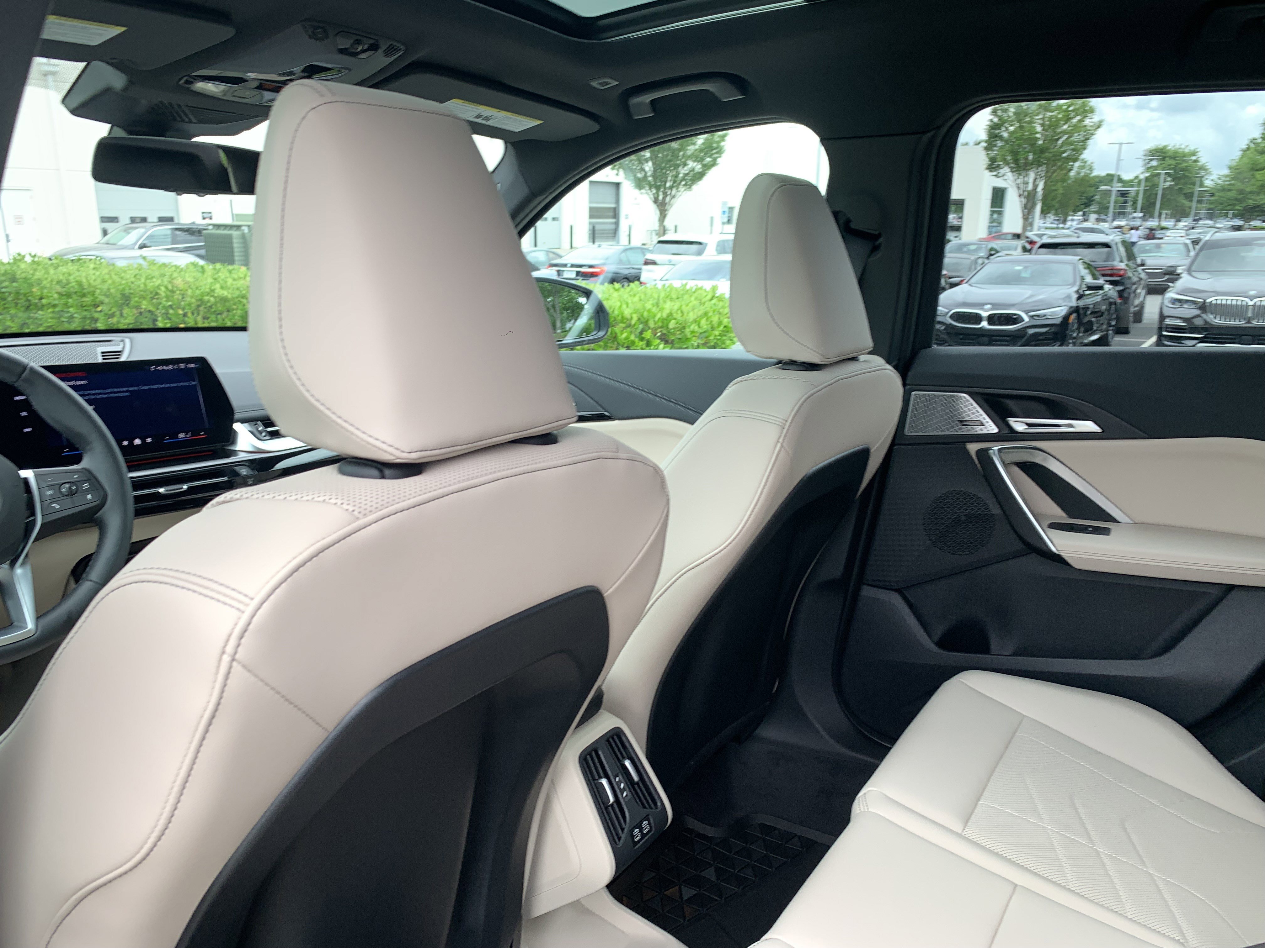 Certified 2025 BMW X1 xDrive28i w/ Premium Package image 34