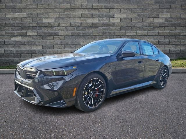 New 2026 BMW M5 w/ Carbon Package image 3