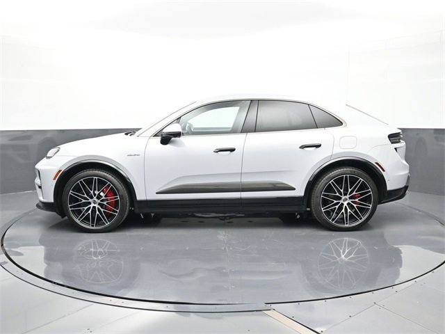 New 2025 Porsche Macan Turbo Electric image 2