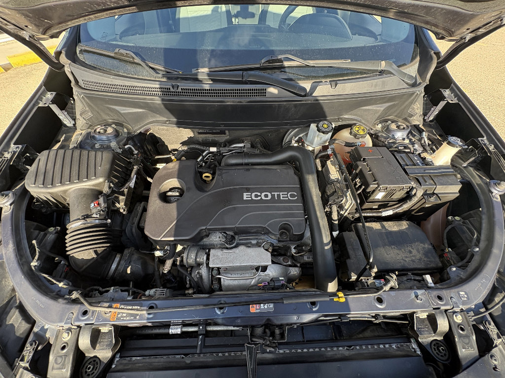 Used 2018 Chevrolet Equinox LS FWD image 15