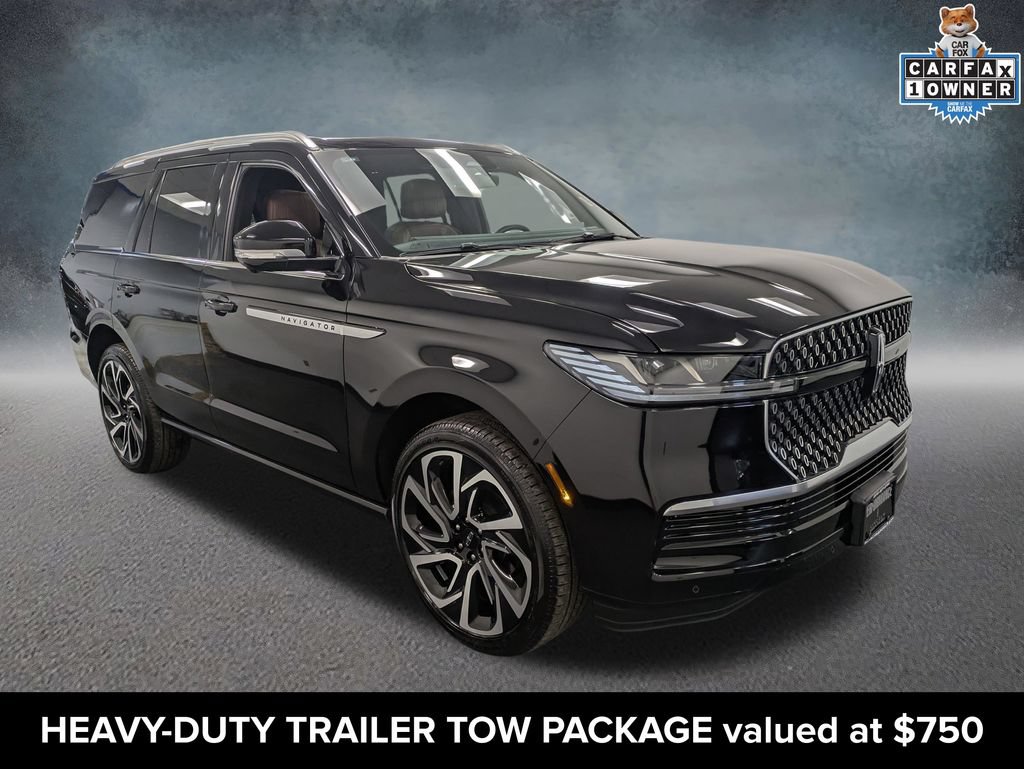 Used 2026 Lincoln Navigator Reserve AWD/4WD image 5