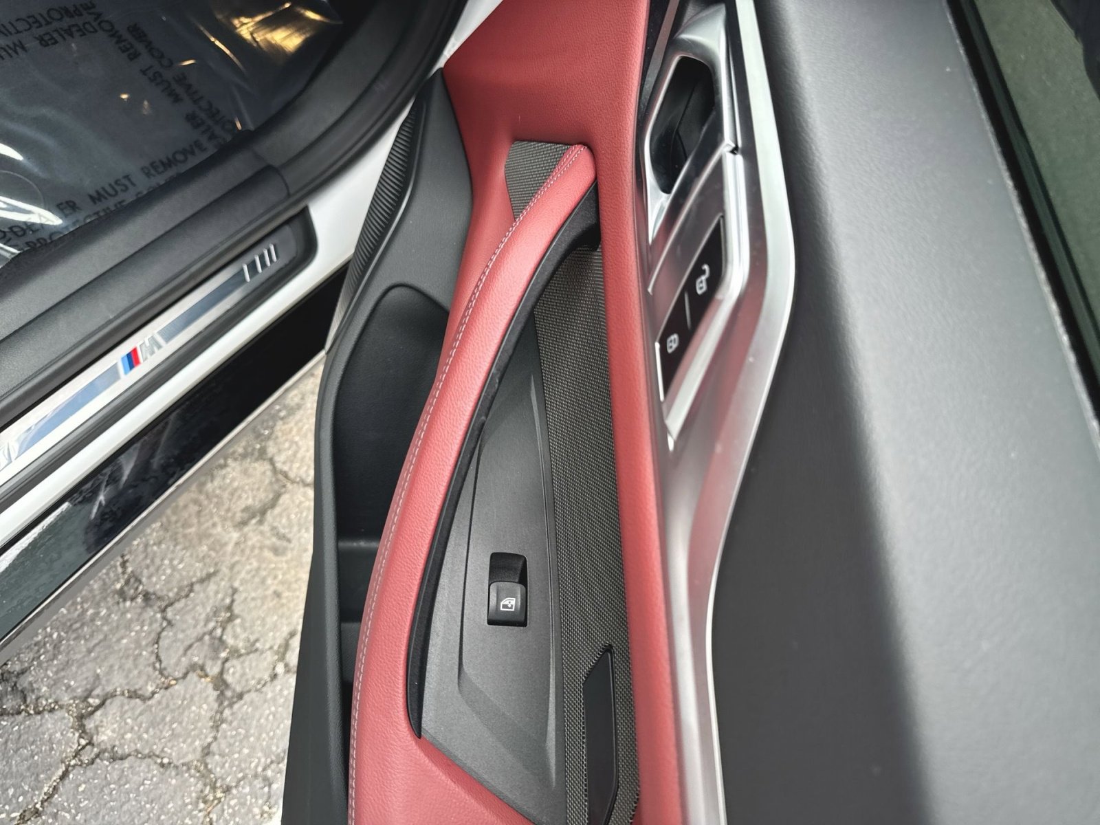 Used 2023 BMW i4 eDrive40 w/ M Sport Package image 35